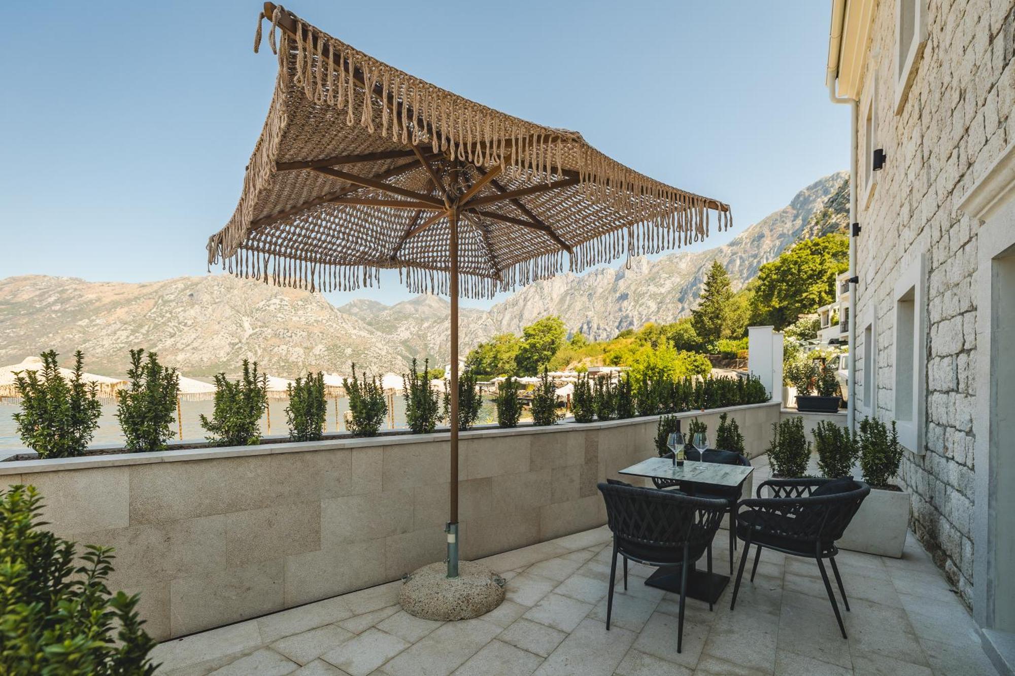 Hotel Palazzo Del Mare - Essenza Kotor Luaran gambar