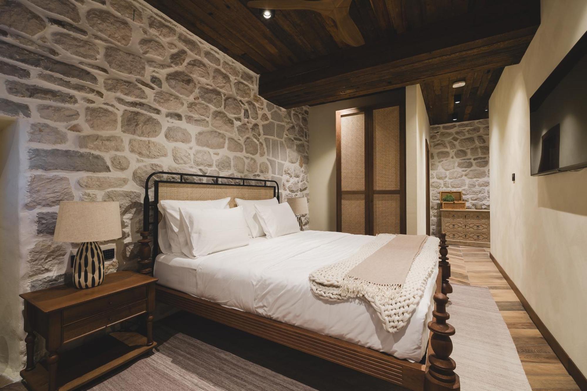 Hotel Palazzo Del Mare - Essenza Kotor Luaran gambar