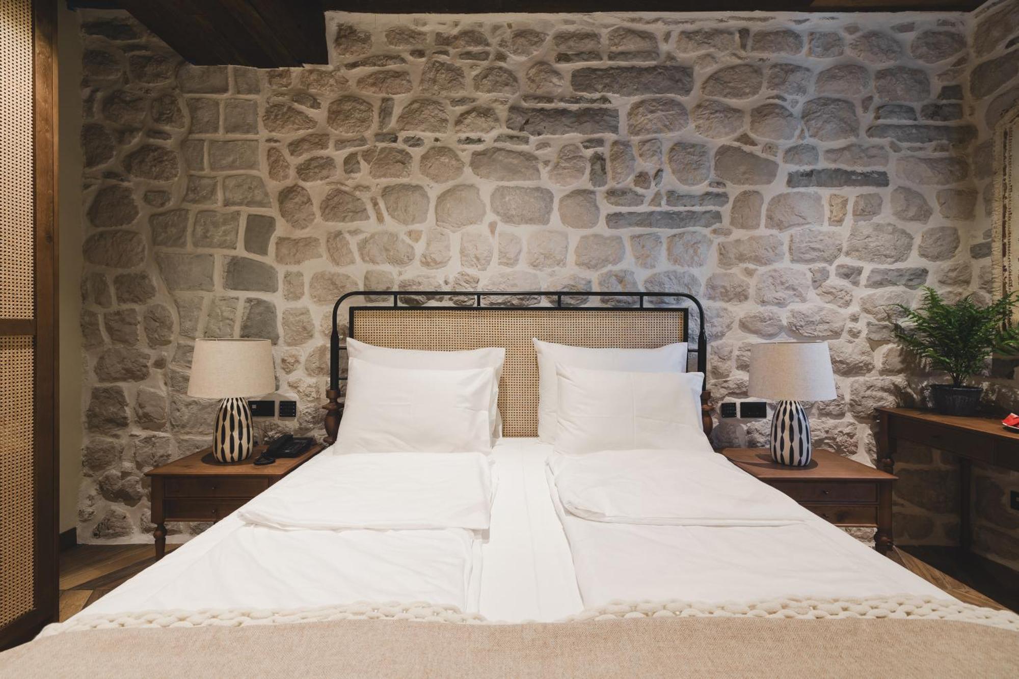 Hotel Palazzo Del Mare - Essenza Kotor Luaran gambar